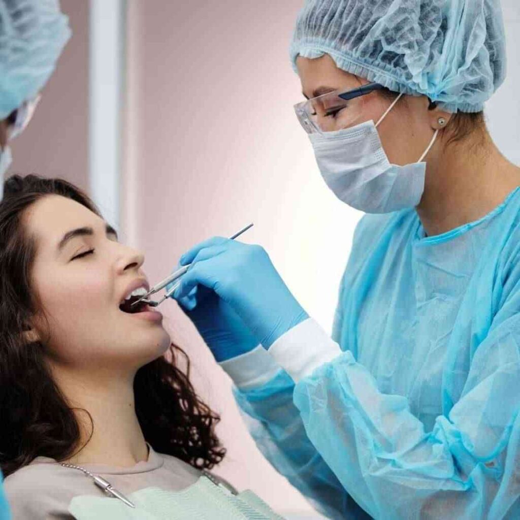 Dentist at Home in Dubai, UAE