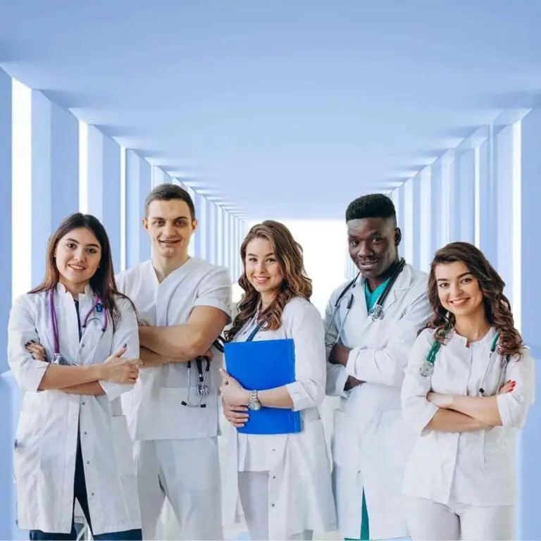 Medilife Home care clinic in Dubai with a team of doctors