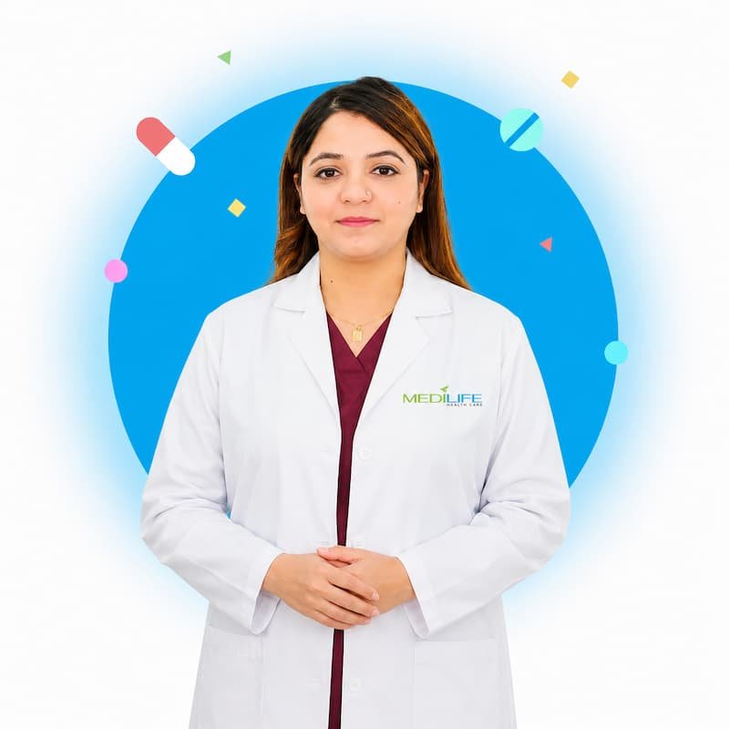 Dr. Batool Fatima treating patients with physiotherapy in Dubai